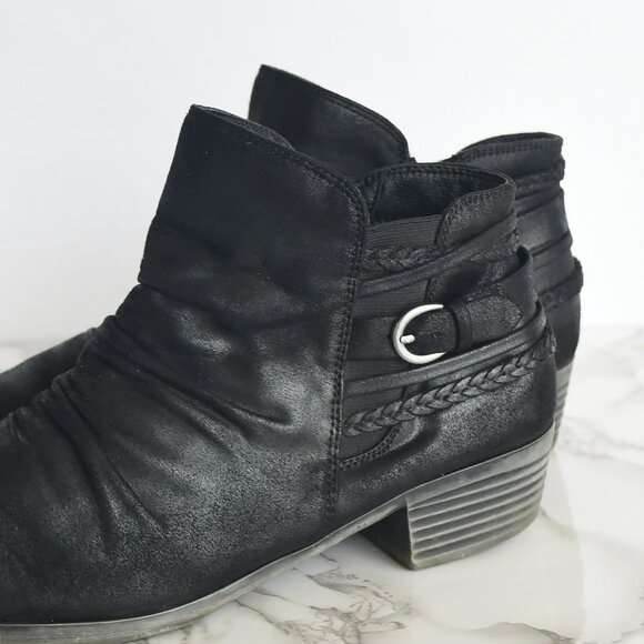 YUU Norah Zip-up Suede Ankle Bootie Size 10 - Picture 3 of 8